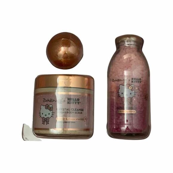 The Creme Shop X Hello Kitty Lovely Luxury Set Limited Edition - Picture 3 of 5
